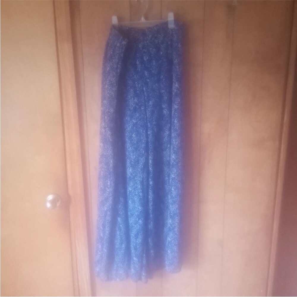 Elegant Blue Floral Women's Pants